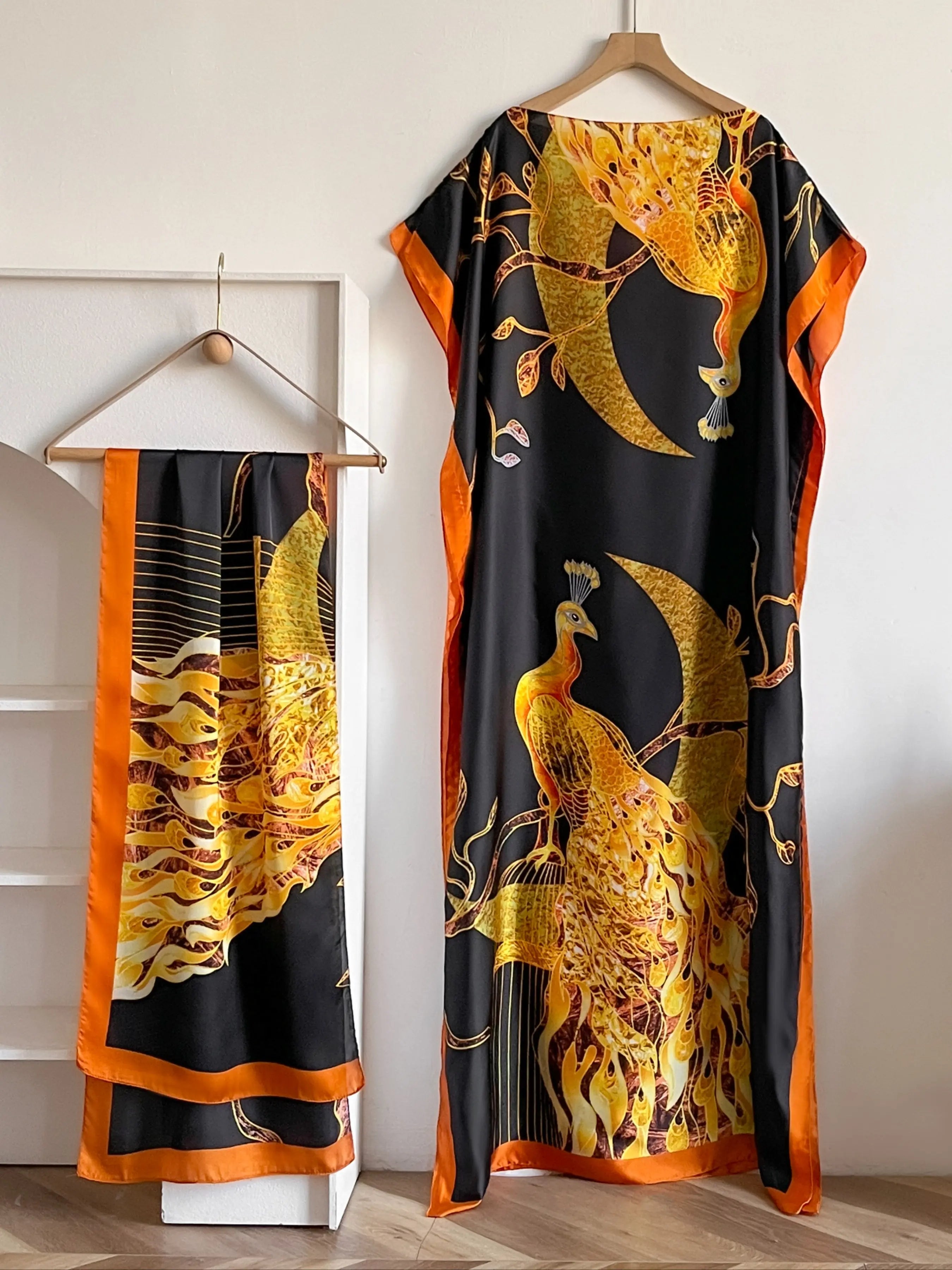 Midnight Peacock Muu