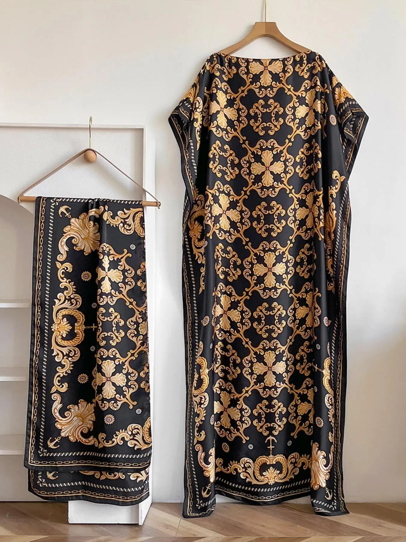 Black Luxe Muu