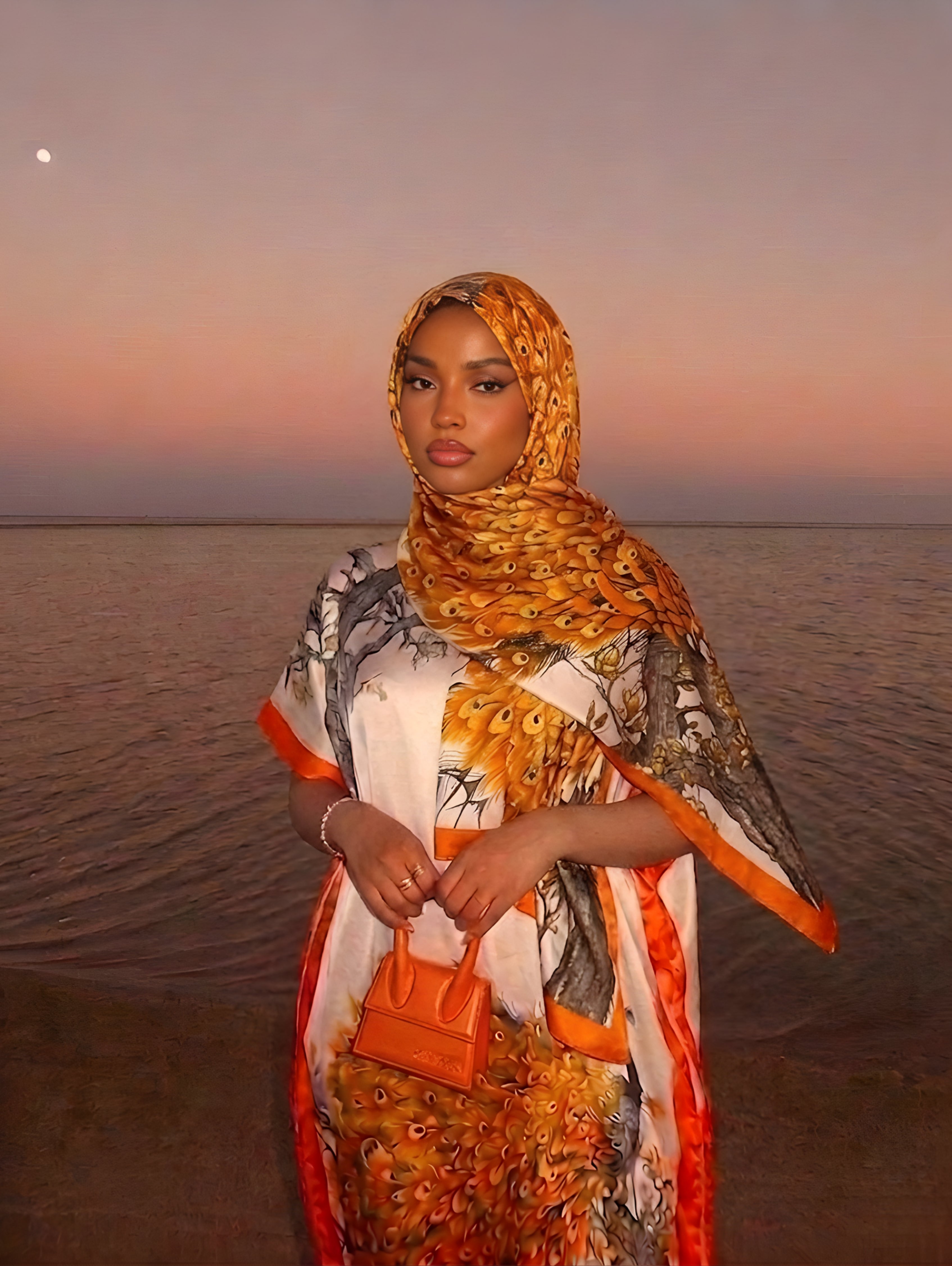 Sunset Peacock Muu